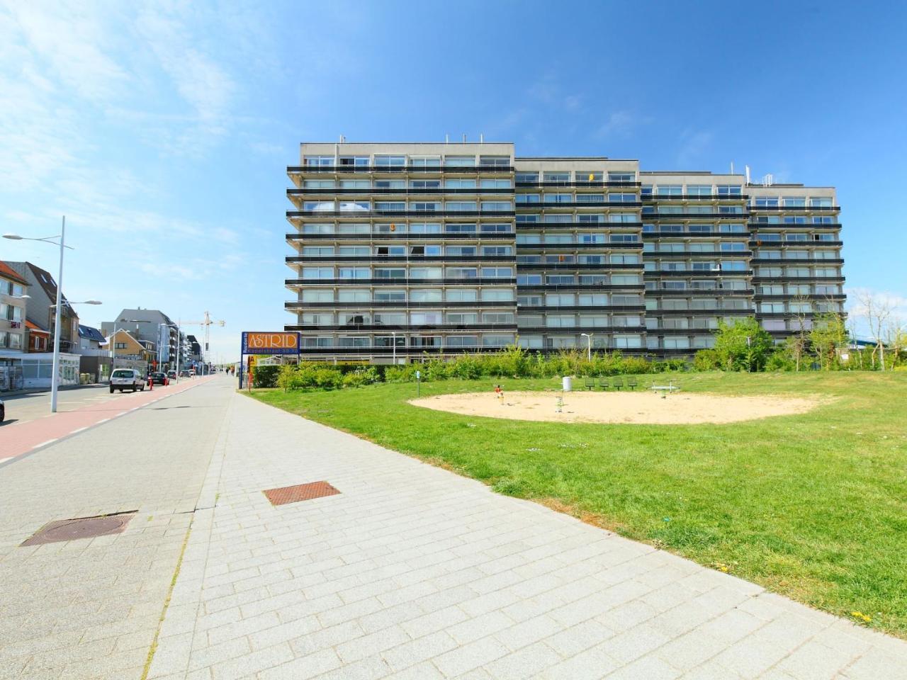 Studio Residentie Astrid-3 By Interhome Bredene Exterior photo
